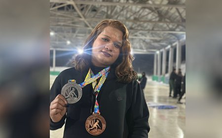 जयपुर की ट्रांसजेंडर नंदिनी सिंधी ने राष्ट्रीय आइस स्टॉक चैंपियनशिप में सिल्वर और ब्रॉन्ज मेडल जीते