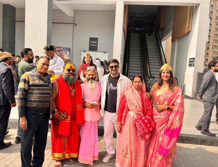 जयपुर में फिल्म ‘आज़ाद भारत’ का स्पेशल प्रीमियर, कास्टिंग डायरेक्टर समीर पहाड़िया रहे मौजूद